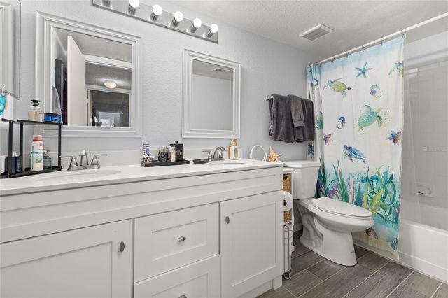 5713 GATLIN AVENUE 226, Orlando, FL 32822