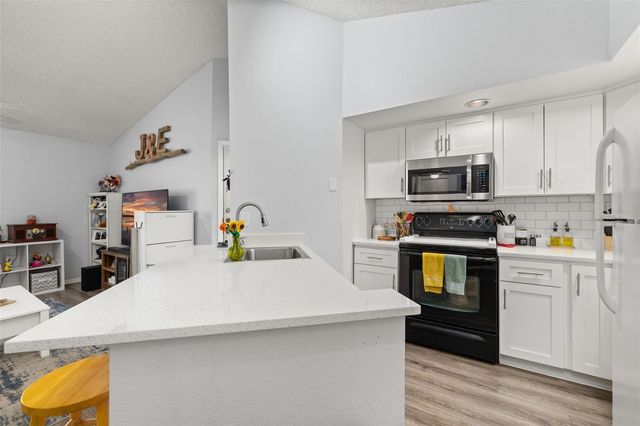 5713 GATLIN AVENUE 226, Orlando, FL 32822