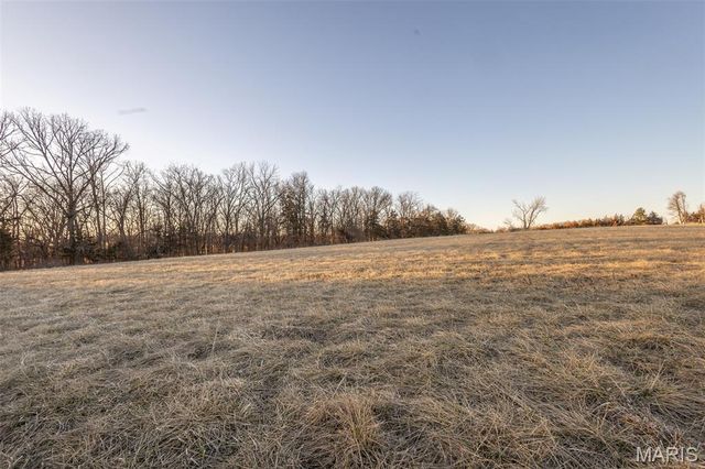 48883 Huntington Lane, New London, MO 63459