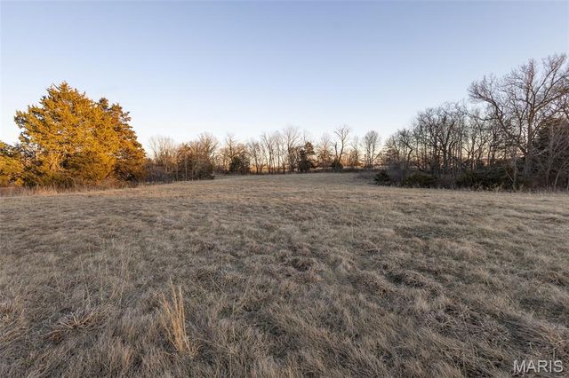 48883 Huntington Lane, New London, MO 63459