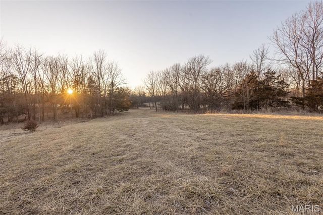 48883 Huntington Lane, New London, MO 63459