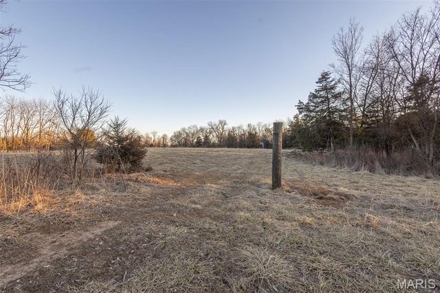 48883 Huntington Lane, New London, MO 63459