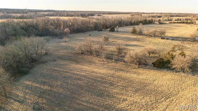 48883 Huntington Lane, New London, MO 63459