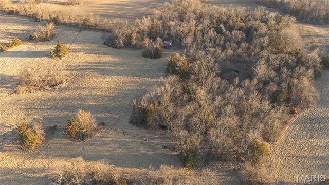 48883 Huntington Lane, New London, MO 63459