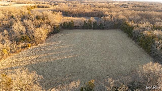 48883 Huntington Lane, New London, MO 63459