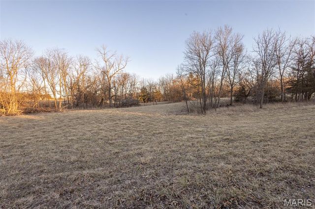 48883 Huntington Lane, New London, MO 63459