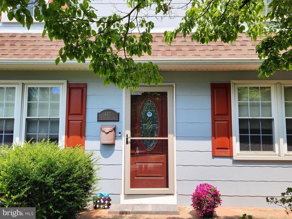 407 WOODLAWN AVE, Willow Grove, PA 19090