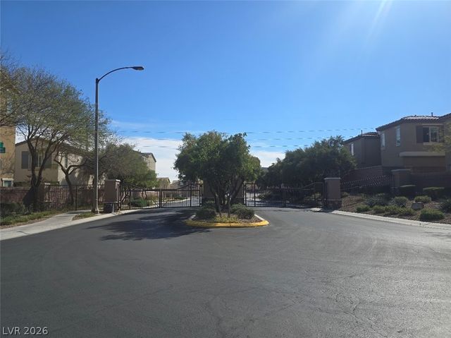 9833 Black Mulberry Street, Las Vegas, NV 89178