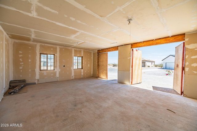 16010 S HILO Circle, Arizona City, AZ 85123