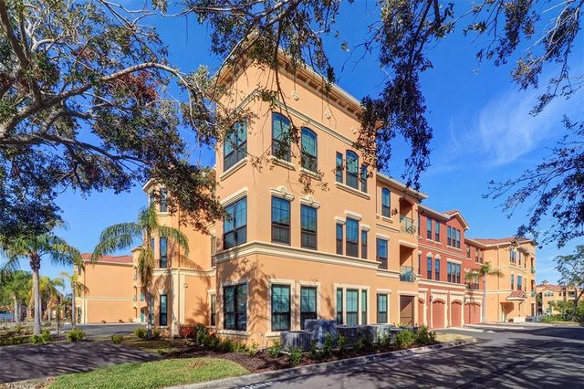 2738 VIA TIVOLI 220B, Clearwater, FL 33764