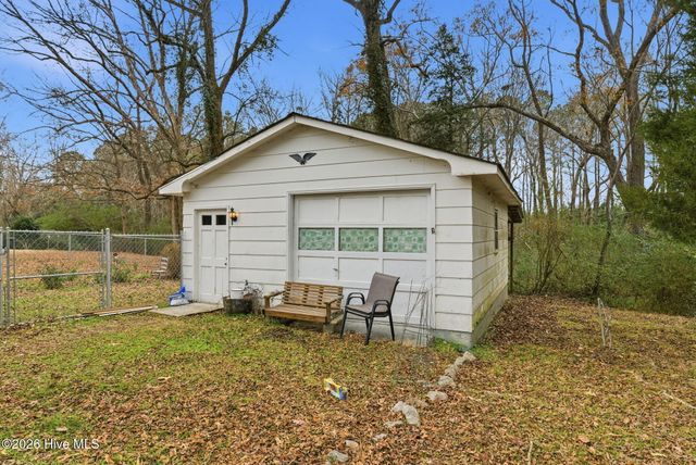 5020 Oakdale Road, Wilson, NC 27893