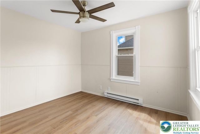 306 Nazareth PIKE, Lower Nazareth Twp, PA 18020