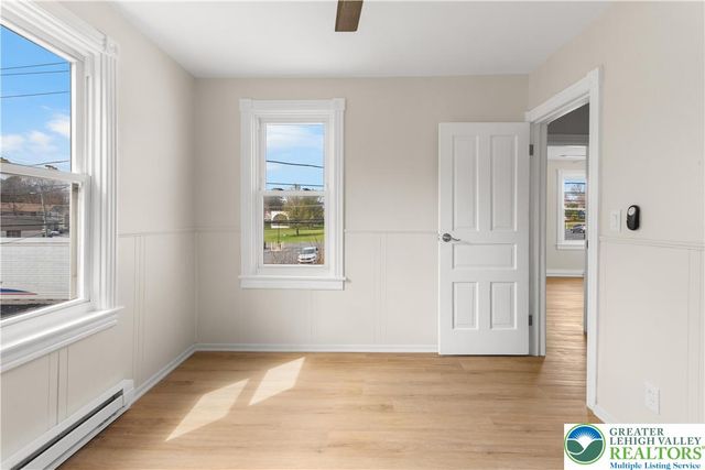 306 Nazareth PIKE, Lower Nazareth Twp, PA 18020