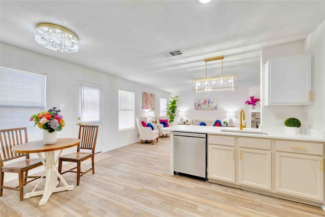 5710 Worthing Place, Arlington, TX 76017