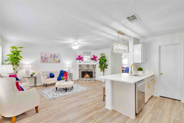 5710 Worthing Place, Arlington, TX 76017