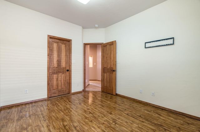 8908 Warm Springs Road NW, Albuquerque, NM 87120