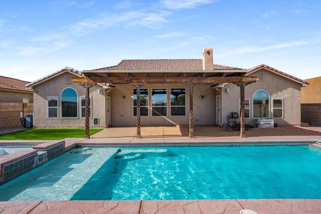 8908 Warm Springs Road NW, Albuquerque, NM 87120