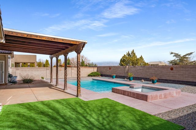 8908 Warm Springs Road NW, Albuquerque, NM 87120