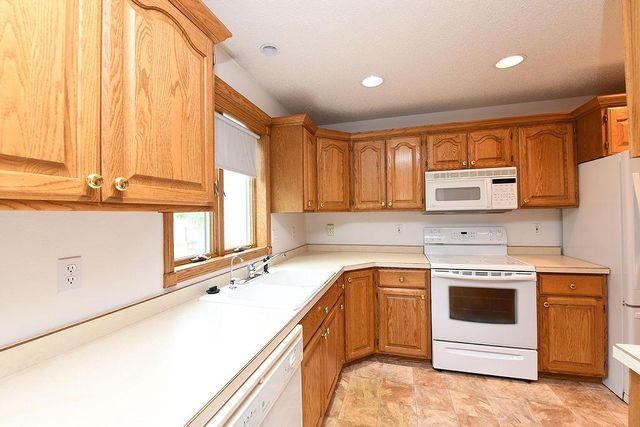 1519 Maple Lane, West Fargo, ND 58078