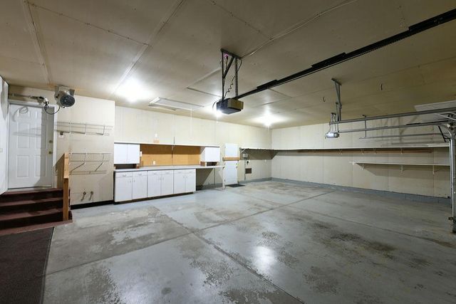 1519 Maple Lane, West Fargo, ND 58078