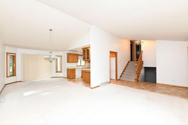 1519 Maple Lane, West Fargo, ND 58078