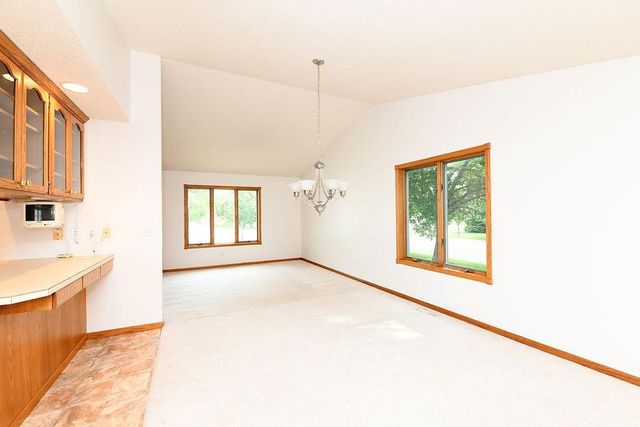 1519 Maple Lane, West Fargo, ND 58078