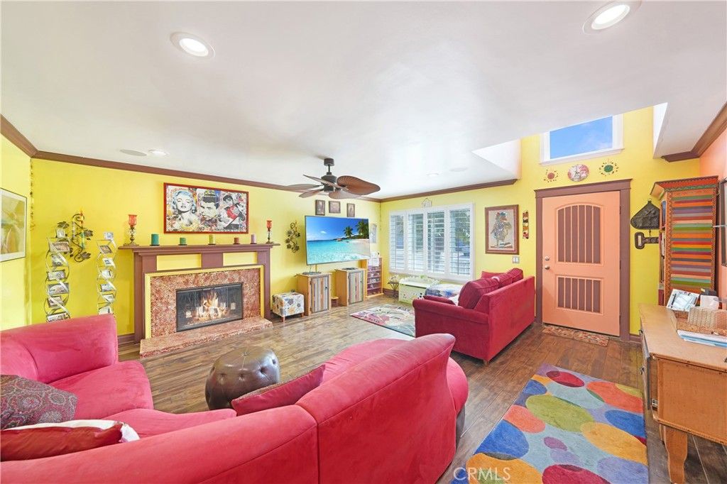 Image 17 of property listing at 18051 Westlake Circle, Huntington Beach, CA 92648