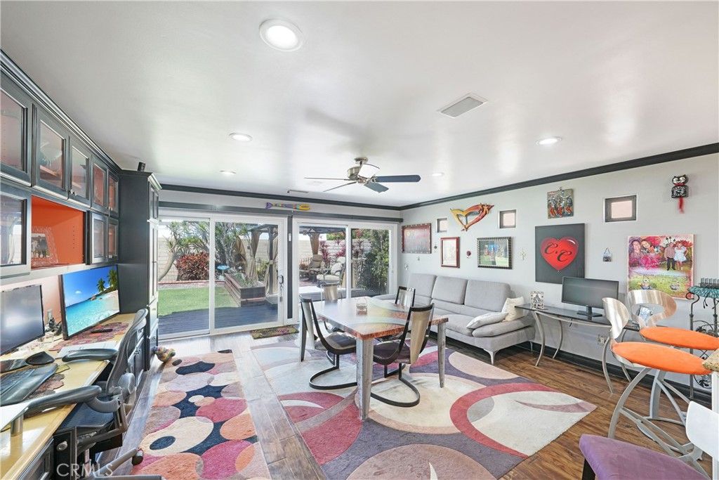 Image 25 of property listing at 18051 Westlake Circle, Huntington Beach, CA 92648