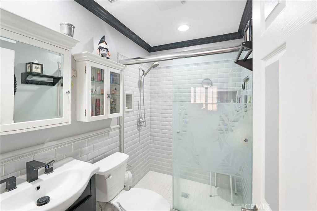 Image 29 of property listing at 18051 Westlake Circle, Huntington Beach, CA 92648