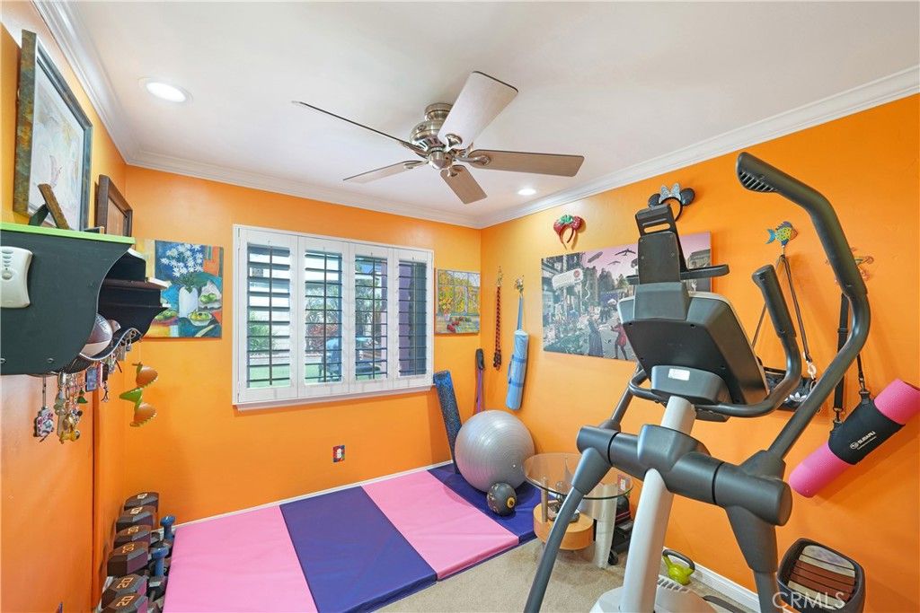 Image 31 of property listing at 18051 Westlake Circle, Huntington Beach, CA 92648