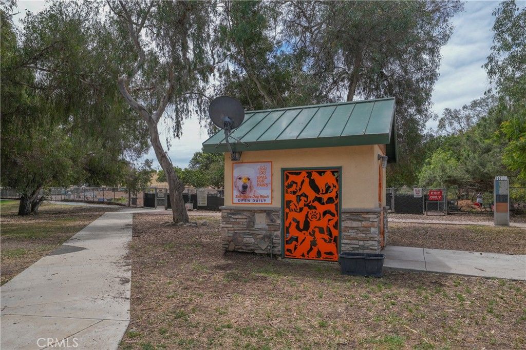 Image 39 of property listing at 18051 Westlake Circle, Huntington Beach, CA 92648