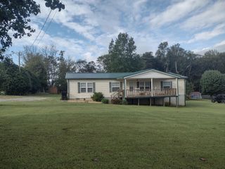 89 Southgate Lane, Pikeville, TN 37367