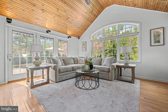 1442 POTTER LN, Wayne, PA 19087