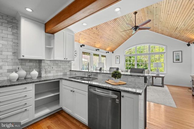 1442 POTTER LN, Wayne, PA 19087
