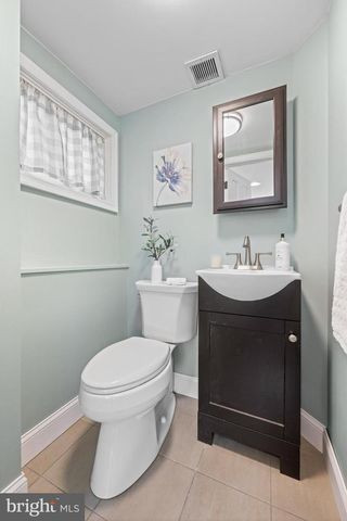1442 POTTER LN, Wayne, PA 19087