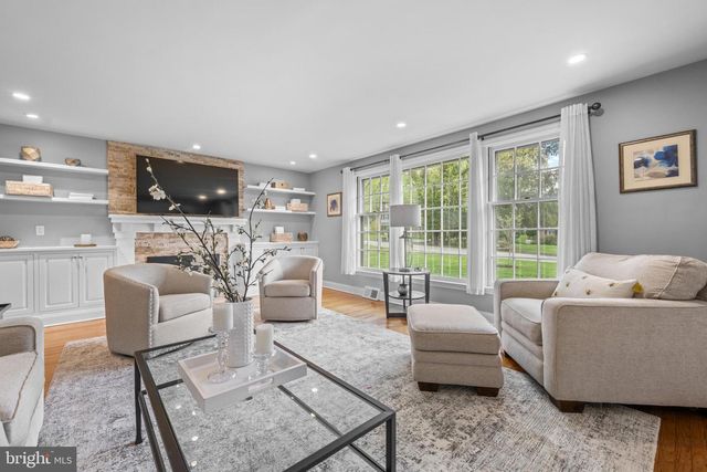 1442 POTTER LN, Wayne, PA 19087