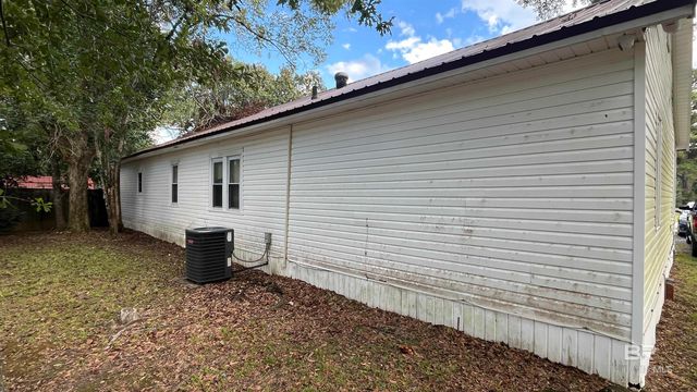 1700 Hand Avenue, Bay Minette, AL 36507