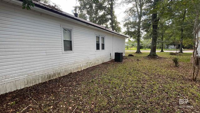 1700 Hand Avenue, Bay Minette, AL 36507