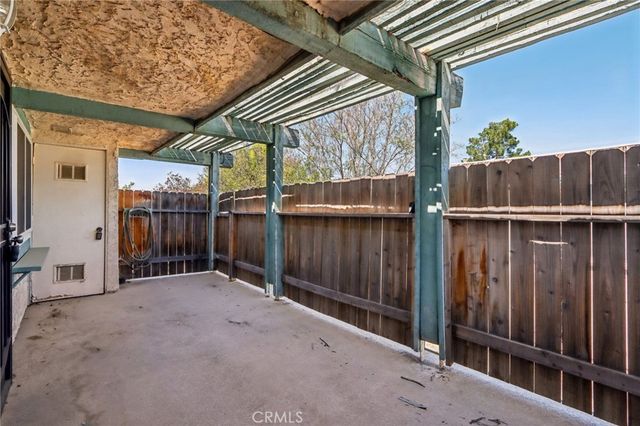 2561 Gonzaga Ln, Riverside, CA 92507