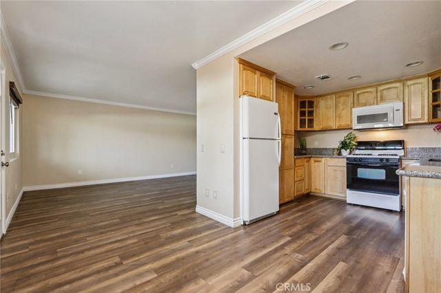 2561 Gonzaga Ln, Riverside, CA 92507