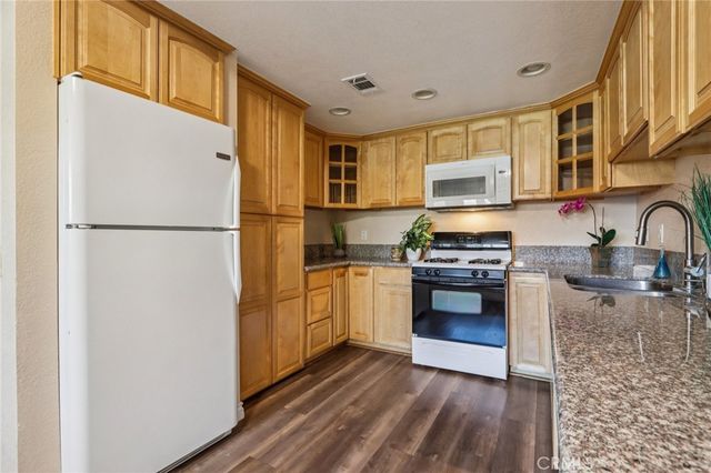 2561 Gonzaga Ln, Riverside, CA 92507