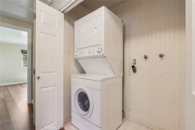 2561 Gonzaga Ln, Riverside, CA 92507