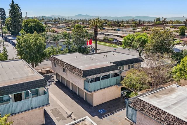 2561 Gonzaga Ln, Riverside, CA 92507