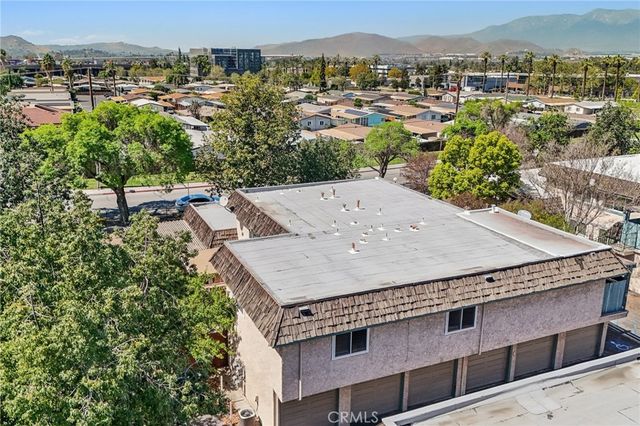 2561 Gonzaga Ln, Riverside, CA 92507