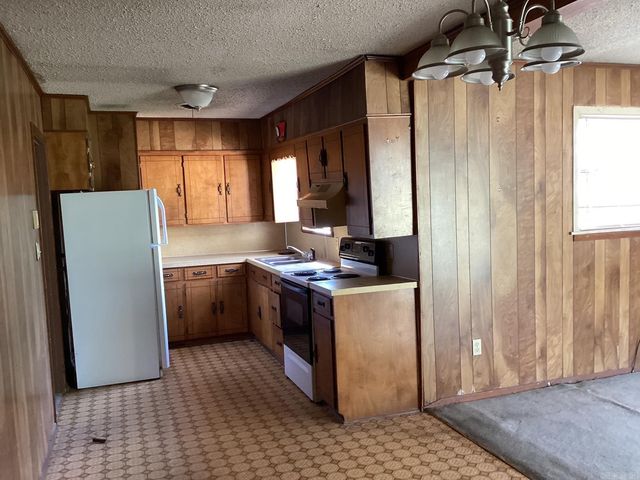 1208 Cale Rd, Prescott, AR 71857