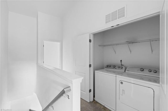 1825 Ardmore Commons Drive, Winston-salem, NC 27103