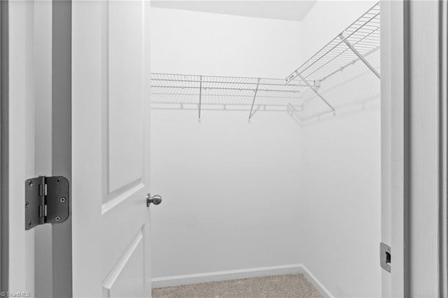 1825 Ardmore Commons Drive, Winston-salem, NC 27103