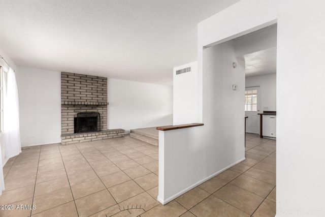 4617 S GRANDVIEW Avenue, Tempe, AZ 85282