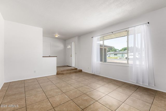 4617 S GRANDVIEW Avenue, Tempe, AZ 85282