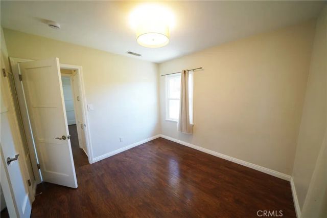 11252 Delano, Los Angeles, CA 91606